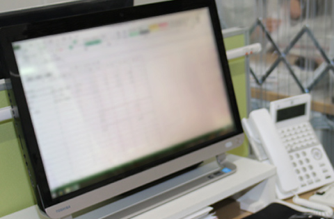 壁紙・カーペット貼施工管理スタッフ